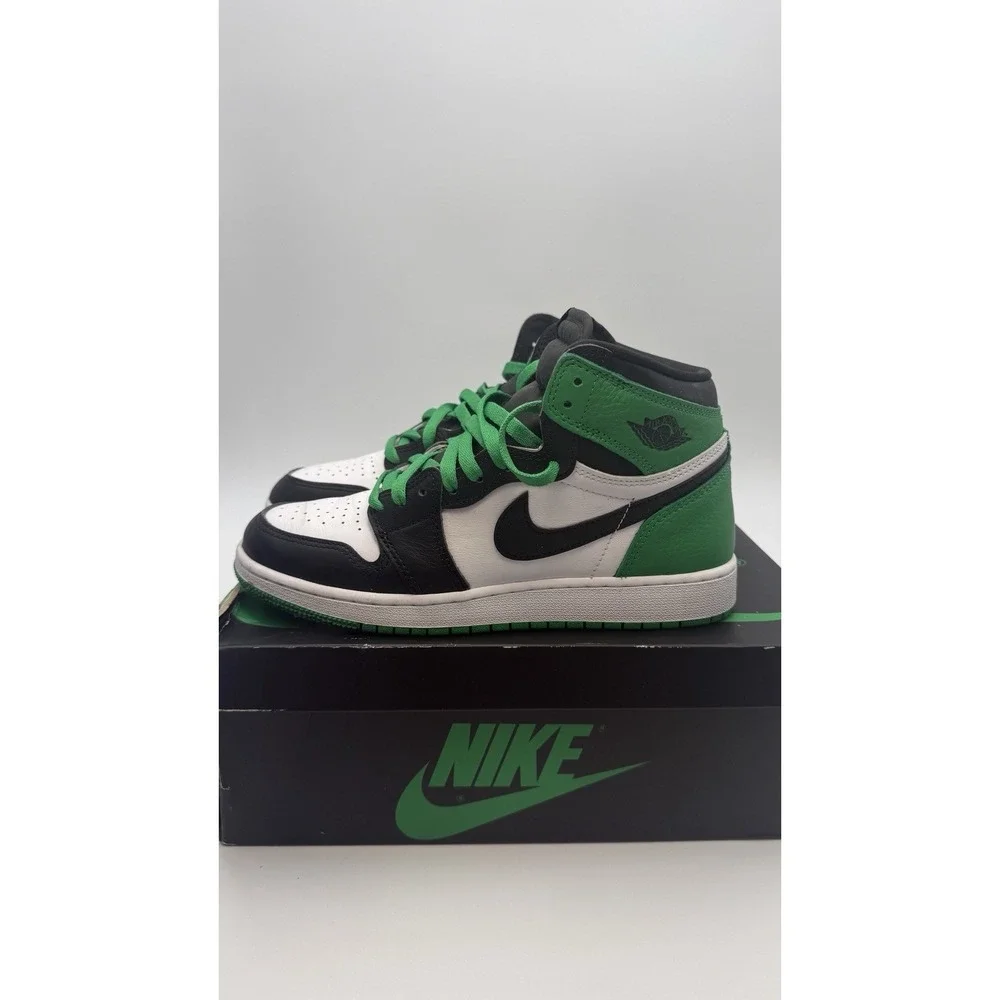 Nike GS Air Jordan 1‎ Retro  High OG Lucky Green FD1437-031 US 7Y Brand New